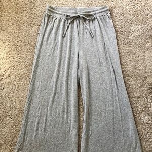 Eberjay Gray Culotte Pajama Bottoms Size M